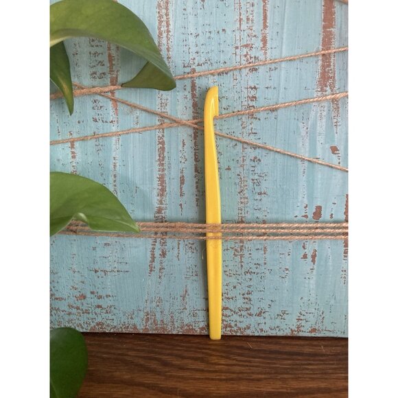 Tupperware Citrus Orange Peeler 727 Yellow 1 Individual Gadget Vintage USA - Picture 1 of 6